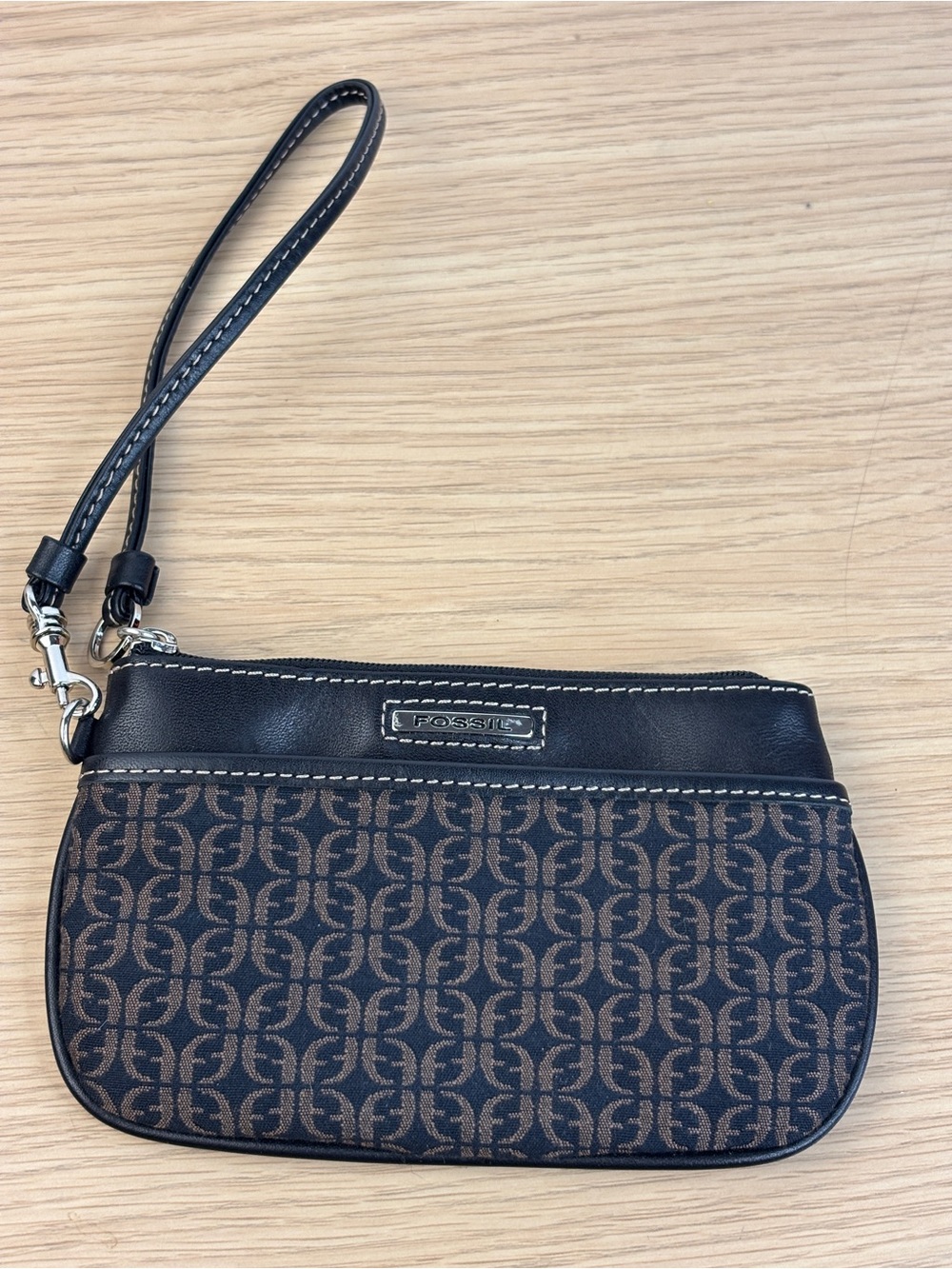 VTG Fossil Black & Brown‎ Canvas/Leather Logo Wristlet